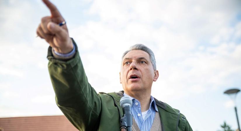 Lázár János: A demokratikus intézményrendszer nem képes kiszolgálni a választói igényeket