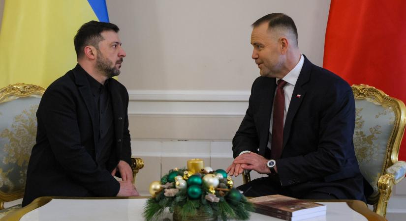 A volhíniai mészárlásról szóló dokumentumokat adott át Nawrocki Zelenszkijnek