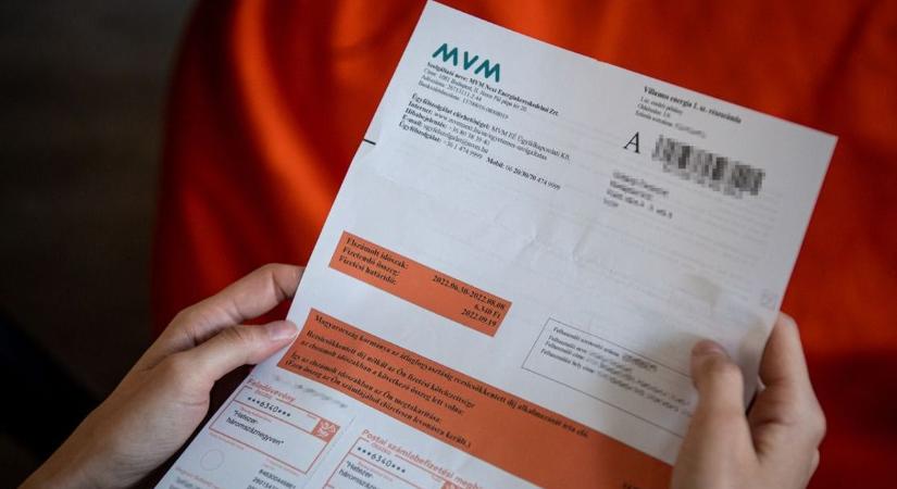 Nem árt tudni az év égén érkező villanyszámlákról, nehogy fekete legyen az ünnep!