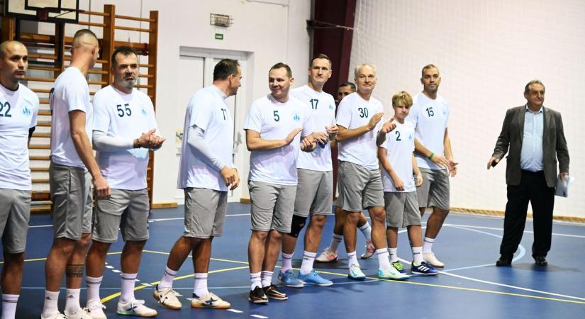 Jótékonyság és futball: hatodszor is nagy sikert aratott a Révay gála Tiszaföldváron – galériával, videóval