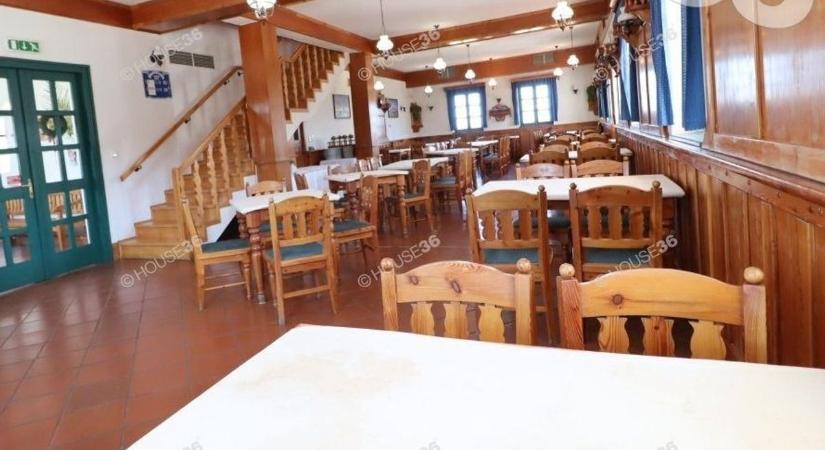 Forgalmas helyen kínálnak éttermet és panziót, mutatjuk hol és mennyiért