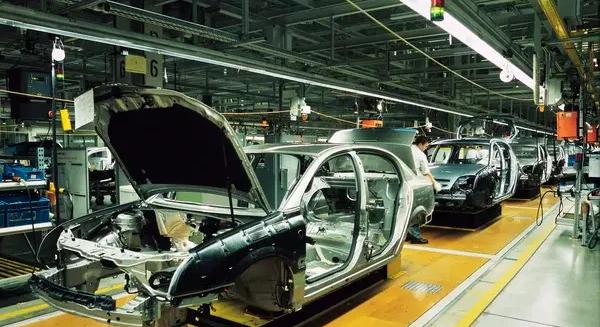 Brutális leépítési hullám előtt áll Európa gazdasági motorja – a BYD már kimentette magát Magyarországra