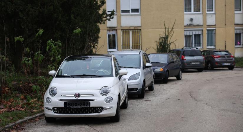 Jó hír az ünnepekre: díjmentes lesz a parkolás Esztergomban