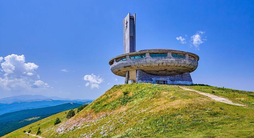 Kísérteties elhagyatott kommunista irodát találtak magyar urbexesek, ettől a látványtól megfagy benned a vér