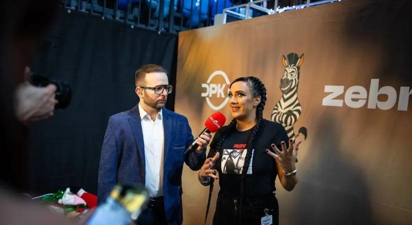 Tóth Gabi a háborúellenes gyűlésről üzent – mutatjuk a videót