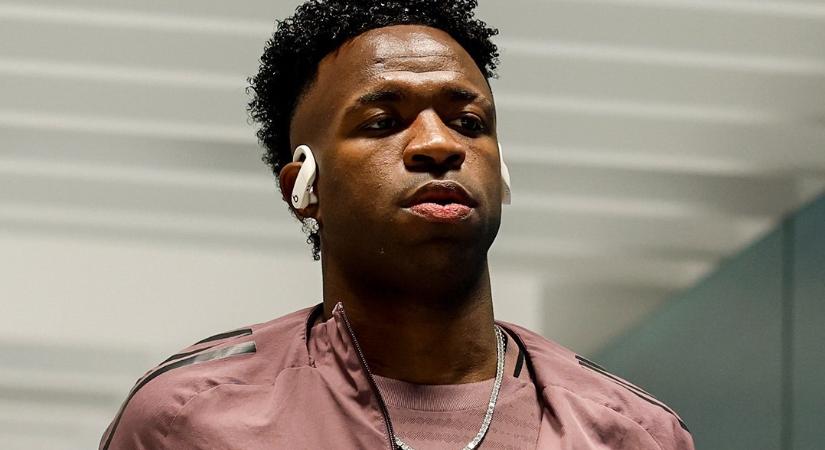 Vinícius Júniort kifütyülték a madridi szurkolók, Xabi Alonso sem védte meg