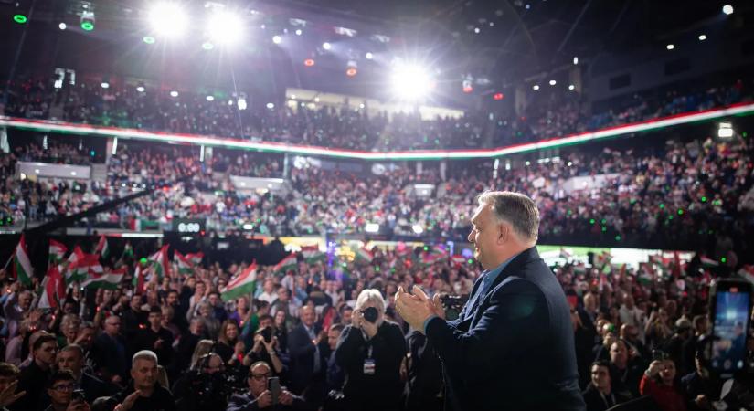 Árad a szeretet – Orbán Viktor fotója mindent elmond