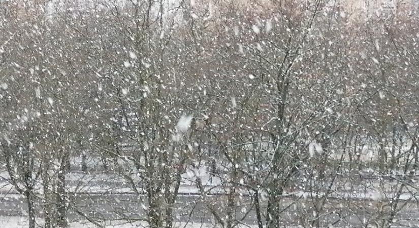 Szenteste havaseső és hó is érkezhet