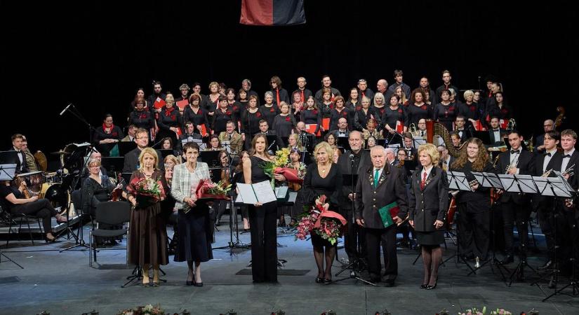 Pordán Zsigmond lett Tatabánya legújabb díszpolgára