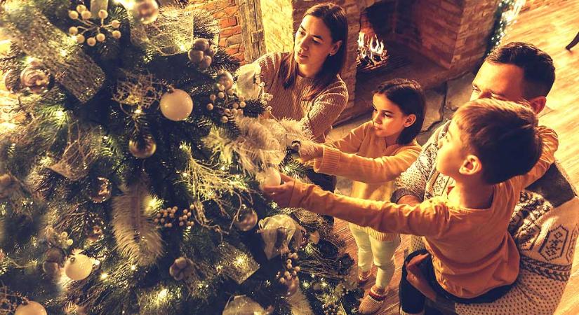 Pszichológus: Ha azt szeretnéd, hogy a gyerekeid szoros kapcsolatban maradjanak veled felnőttként is és sokáig együtt karácsonyozzatok, ezt a 7 dolgot csináld már korán
