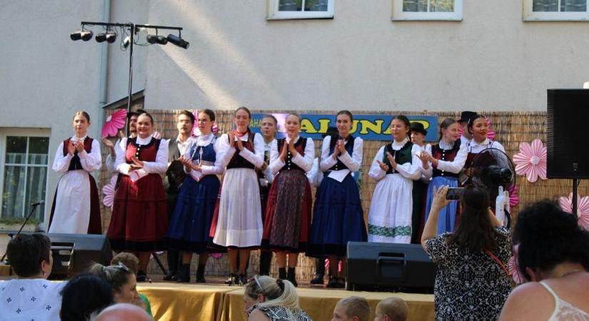 Új távlatok Zalahalápon: zöldturisztikai fejlesztések a Haláp-hegyen és a Művelődési Házban