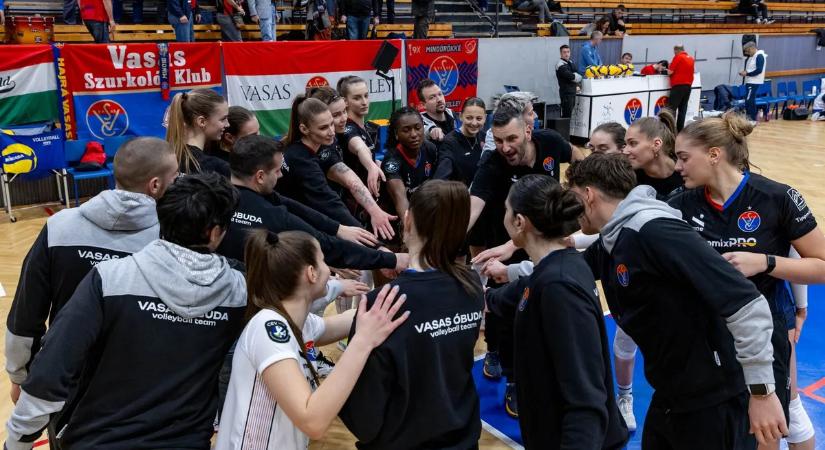 Női röplabda Extraliga: a „nagy” Vasas legyőzte a „kis” Vasast