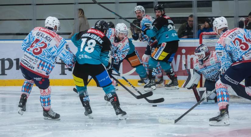 Osztrák hokiliga: Cheek mesterhármasával győzött a Volán