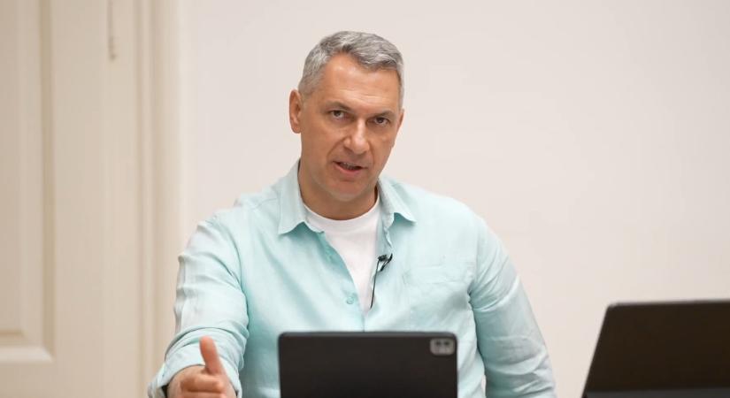 Lázár János egyes fideszesek hülyeségéről és rongyrázásáról