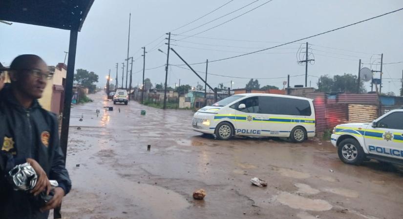 Kilenc ember halt meg a vérengzésben