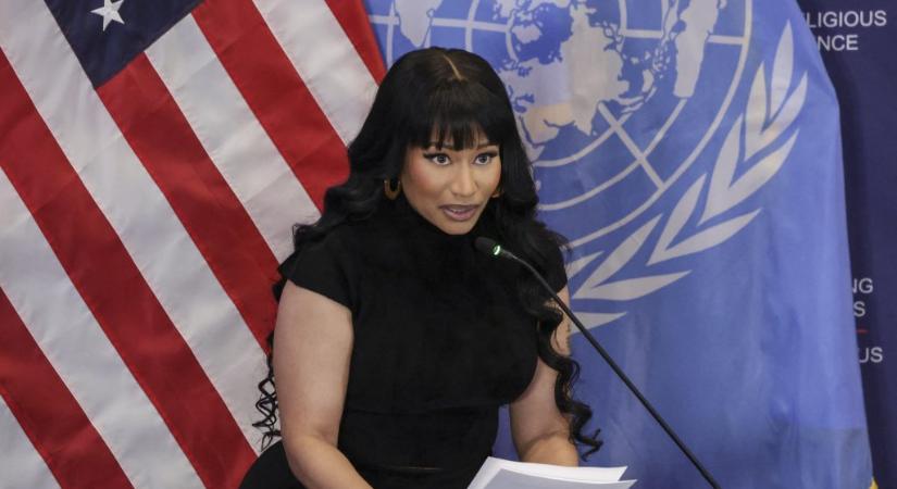 Nicki Minaj: Mélységesen tisztelem, csodálom a sármos és elbűvölő Donald Trumpot