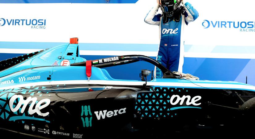 Párbaj a pályán: Nagy Beni youtuberrel csapott össze a magyar autósport fiatal tehetsége