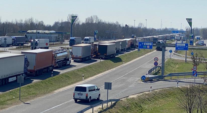 Tüntetnek a fuvarozók – jön a totális káosz?