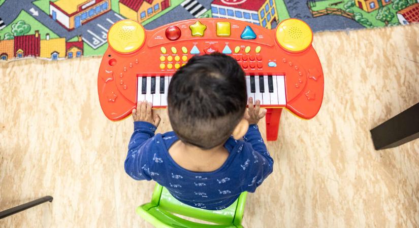 „Szenteste azt készítem, amit otthon is szoktam: töltött káposzta és bejgli lesz a menü” – Ünnep a SZÉRA átmeneti otthonában