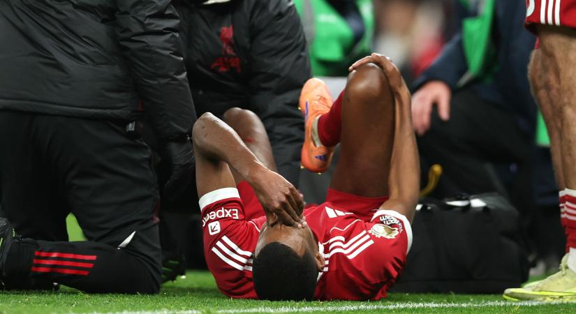 Horrorsérülés: az Athletic szerint eltörhetett Isak lába