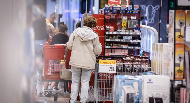 Megvan, meddig lesznek nyitva a boltok karácsonykor