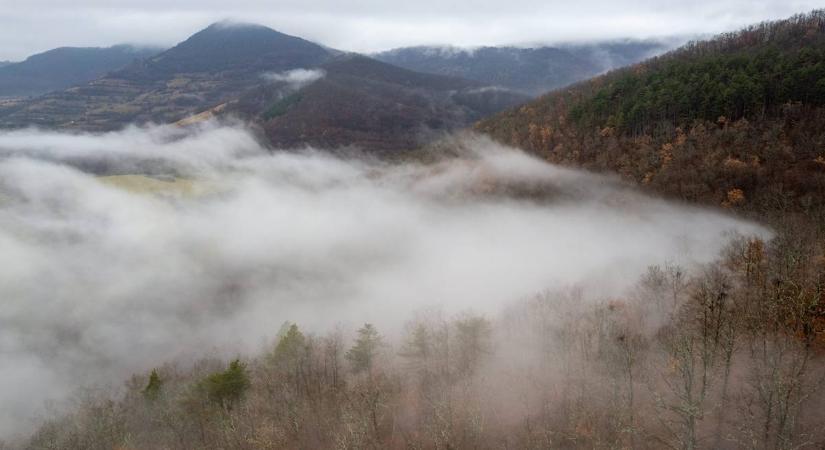 A hét elején még párás, ködös idő várható, de karácsonykor eső érkezik