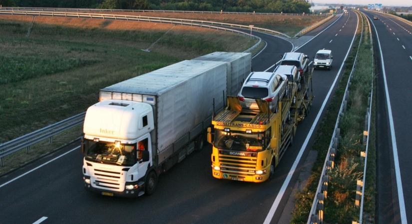 Kétezer teherautóra és kamionra számítanak a fuvarozók hétfői tüntetésén