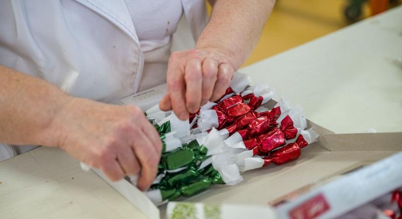 Hihetetlen mennyiség: 3000 tonna szaloncukrot eszünk meg néhány hét alatt! Te hol tartasz?