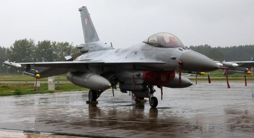 A csehek és a sorkatonaság, érdekes felmérés készült