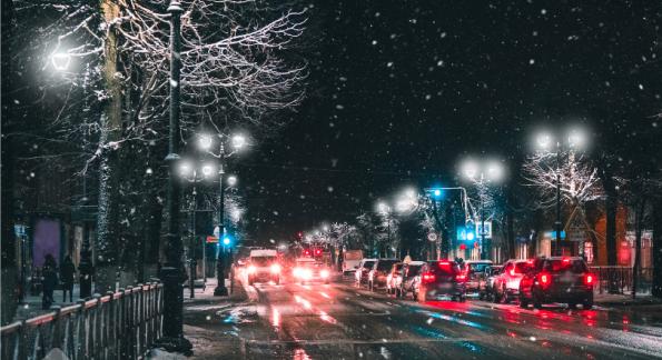 Fokozott figyelem az utakon az ünnepek alatt Győr-Moson-Sopron vármegyében – tippek a biztonságos utazáshoz