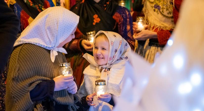 Debreceni advent: a szeretet lángja is fellobbant