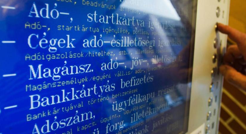 Rengeteg változás jön az adózásban jövőre, itt vannak a részletek