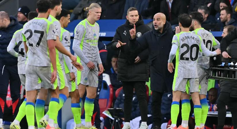 Pórul jár Manchesterben, aki meghízik karácsonykor