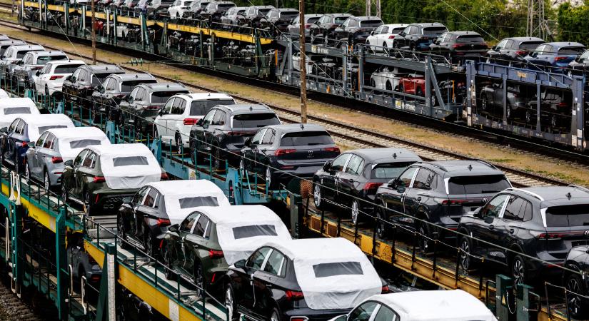 Trump vámjai miatt 14 százalékkal esett vissza a német autóexport az Egyesült Államokba