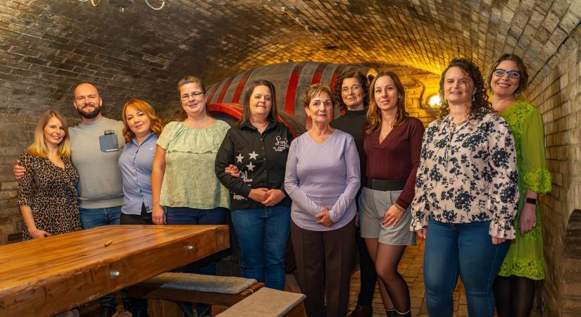 Különleges kezdeményezés: ezt kapták karácsony előtt a dorozsmai anyukák