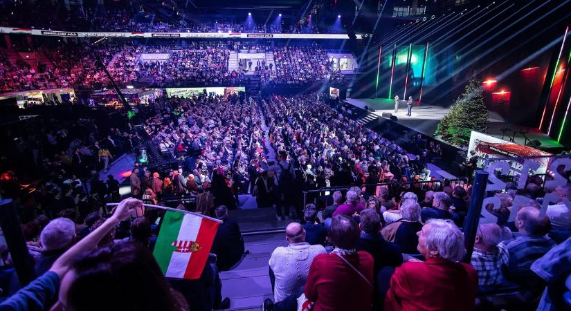 Kiderült, hogy ki nyerte az őszt a politikában és hogy mennyivel – itt vannak a legfrissebb számok