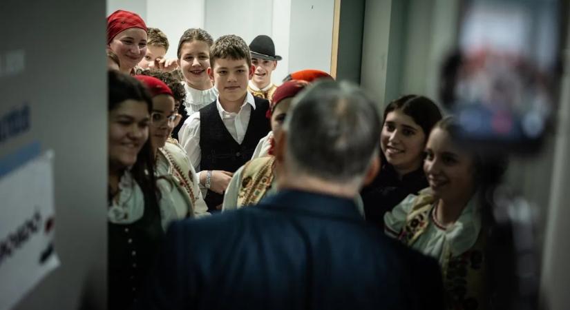 Így még soha nem látta Orbán Viktort – videó