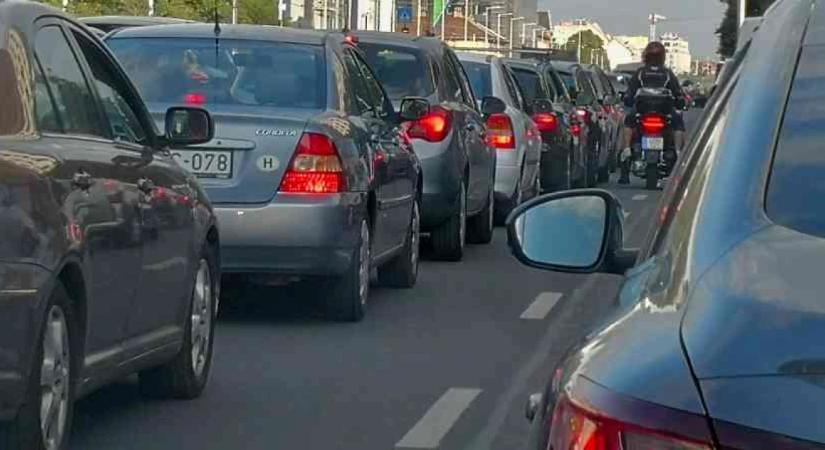 Budapest a mai napon teljesen megbénulhat