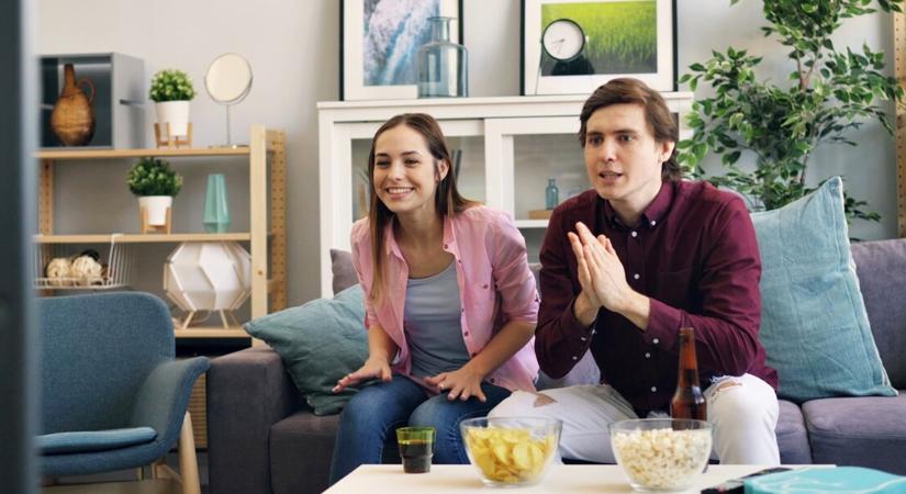 Vissza a jövőbe a fa alatt: Marty McFly és a Doki menti meg a karácsonyi hangulatot