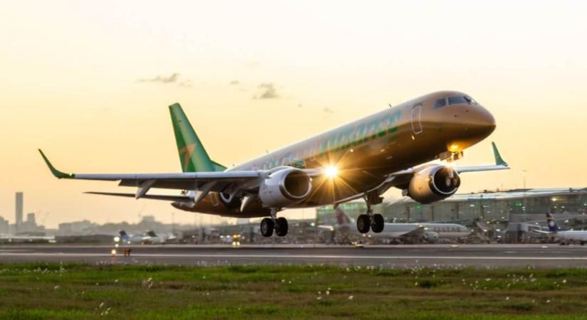 Aranyszínű repülőt kapott a versenyzőlegenda