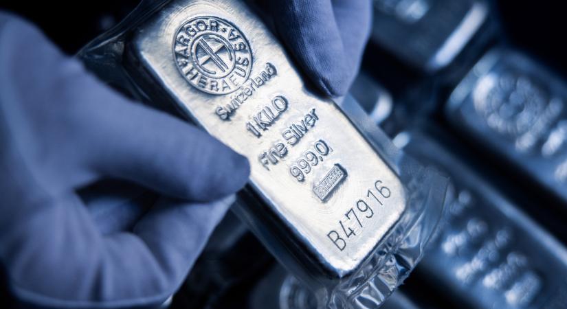 Csúcsra ért az aranyár, de az ezüst teljesít idén a legjobban