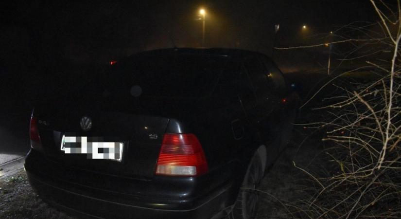 Kiakadt a szonda, ugrott a jogsi