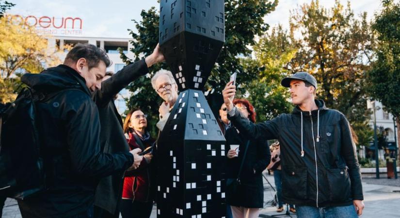 Megvan a Blaha Lujza téri cövek hivatalos neve