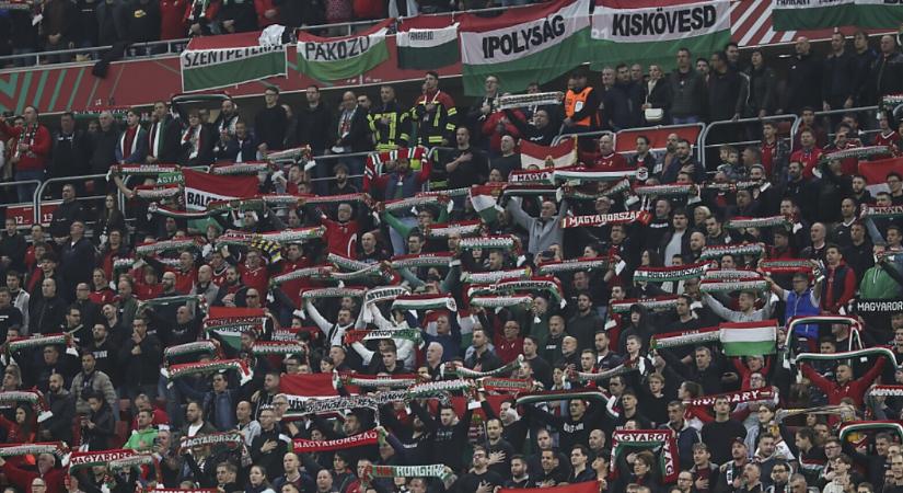 „Mi egy vérből valók vagyunk”: hogyan vált a lelátók részévé a Nélküled című dal? – videóval