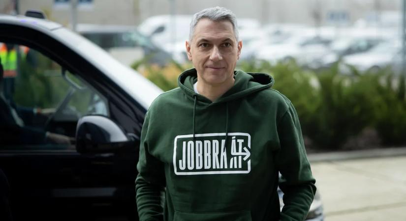 Lázár János is kiáll a sajtószabadság mellett: a Bors betiltott különszámát olvassa