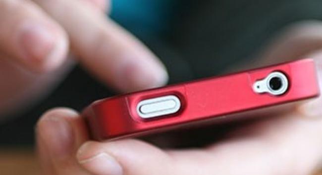 Unokázós csalással szerzett pénzt szállító futárt fogtak el