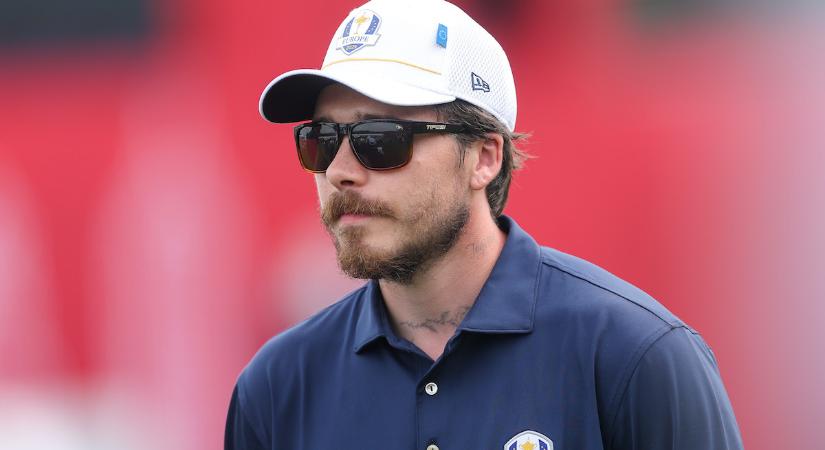 Újabb tőrdöfés! Brooklyn Beckham olyat tett karácsony előtt, amivel darabokra törte a szülei szívét