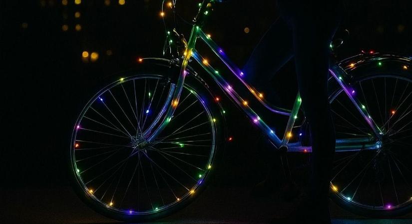 Kerékpáros fényparádé zárta az adventet Szabadegyházán (videóval)