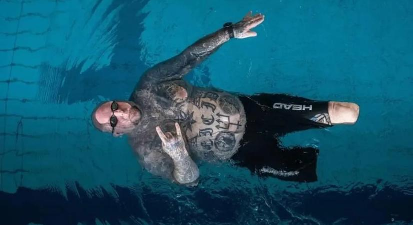 A vonat mindkét lábát levágta, most Guinness-rekordot döntött a magyar úszó