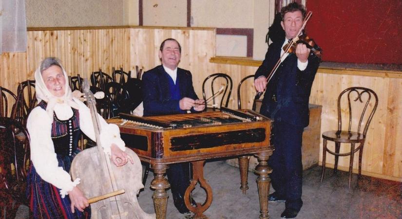 Hiánypótló monográfia mutatja be Gyergyó hagyományos tánczenéjét